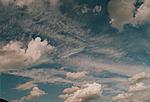 Cirrus- mit Cumuluswolken